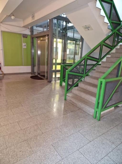 Modern. Apartamento *